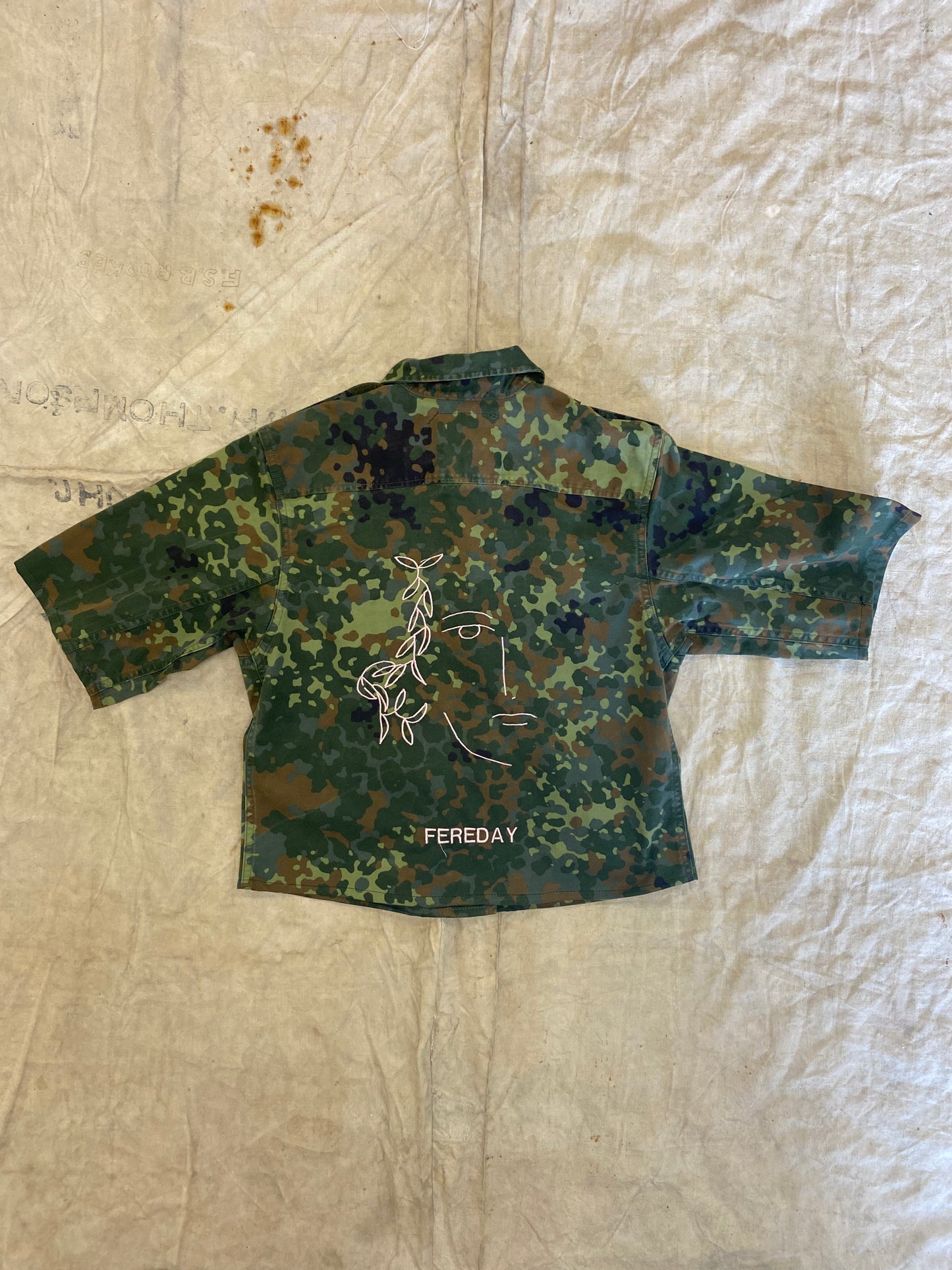 Re:work - Portrait Shirt - XS