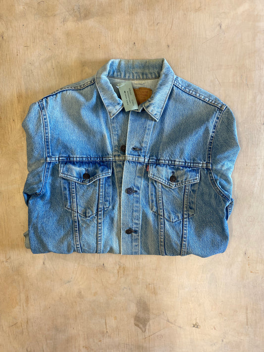 Vintage Levis Trucker Jacket - M