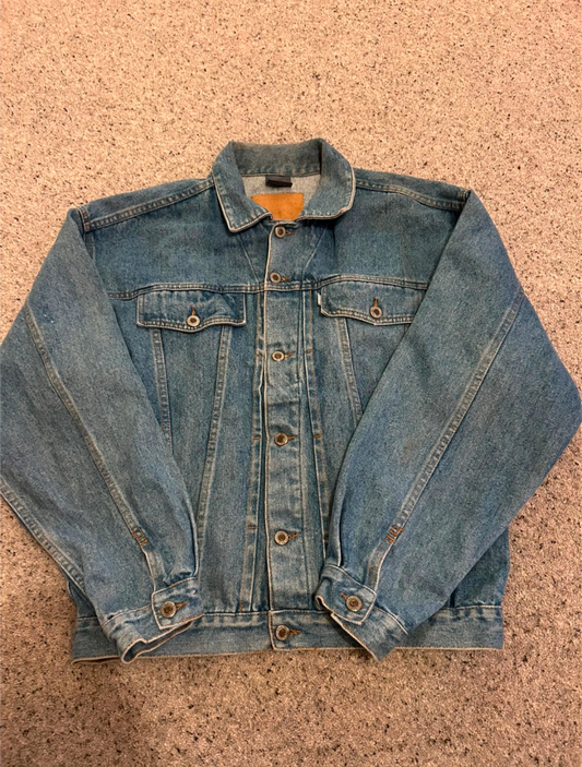 Vintage Levi’s Silver Tab Denim Jacket – Early 1990s (Made in USA)