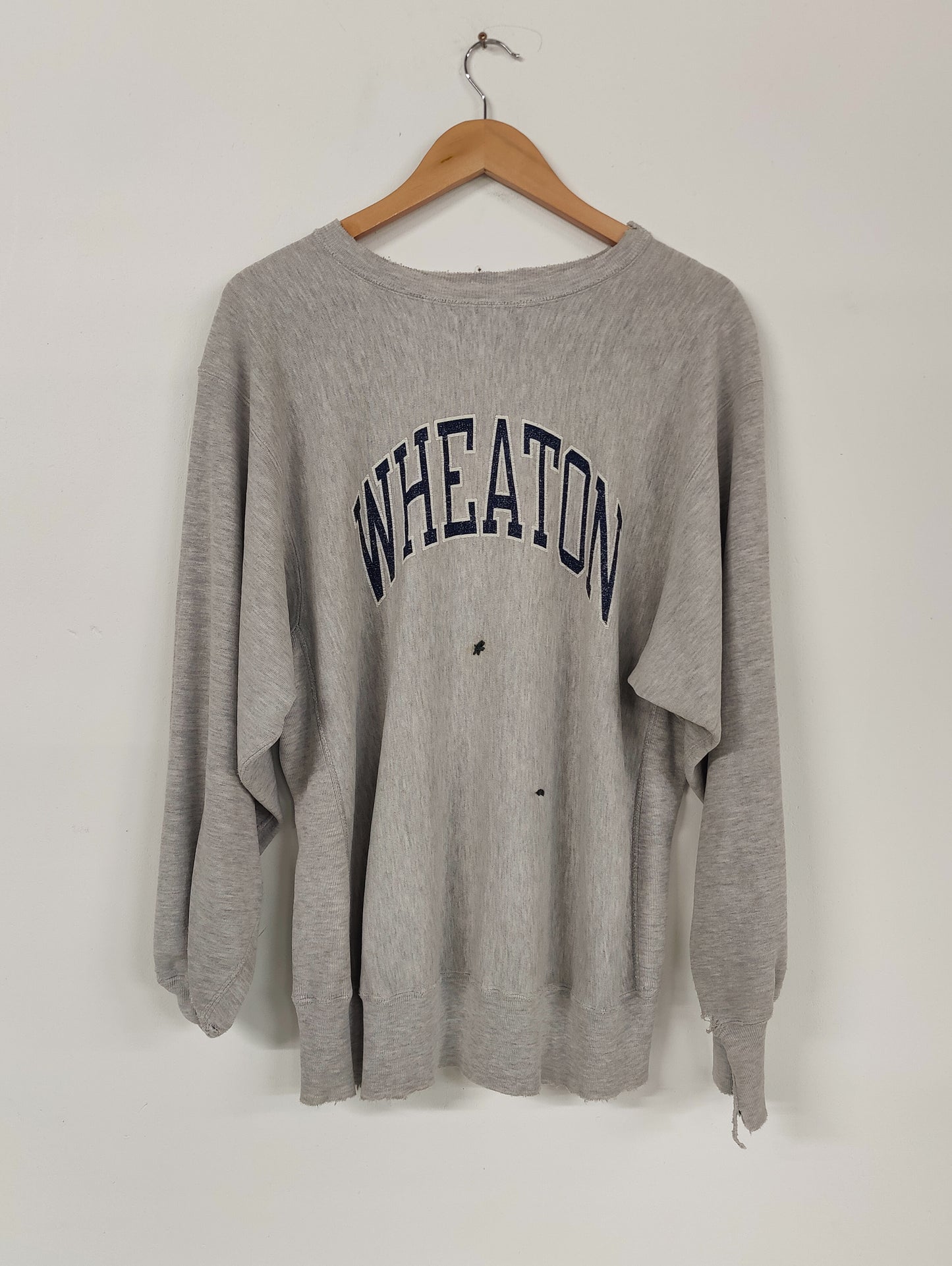 Vintage Champion USA Wheaton Sweater - L