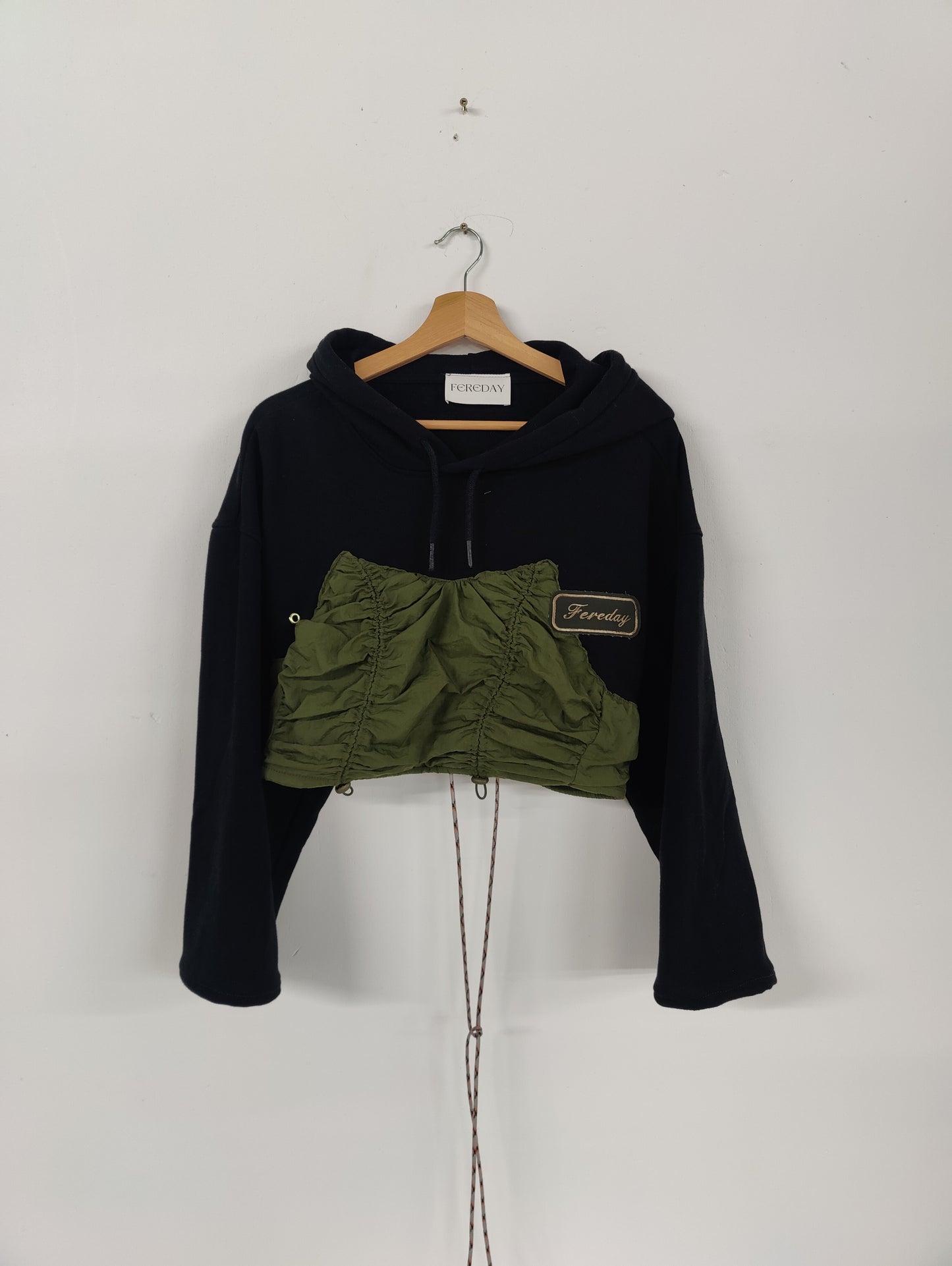 Fereday - Cropped Corset Hoody - M