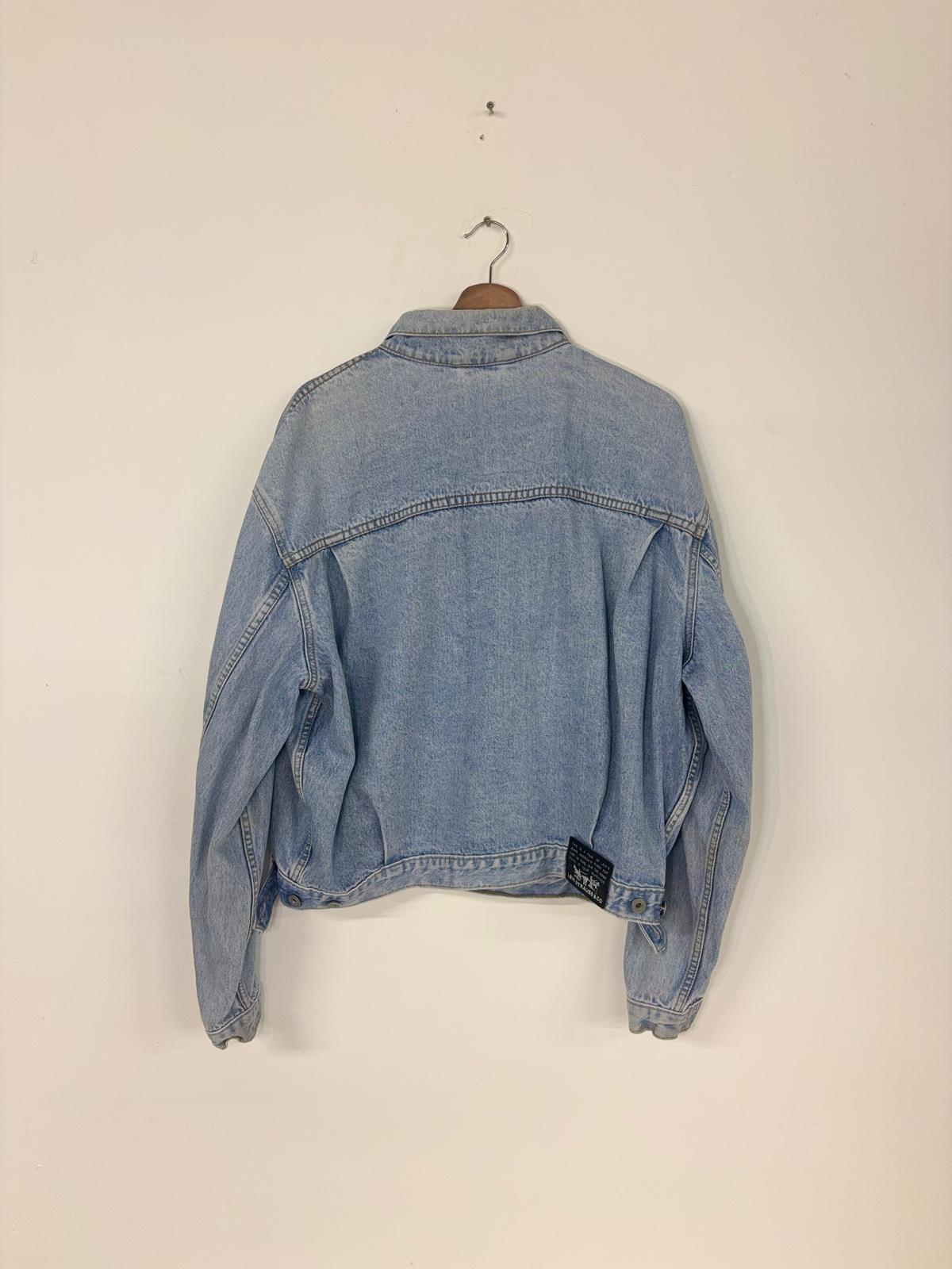 Vintage Levi’s Silver Tab Denim Jacket – Early 1990s (Made in USA)